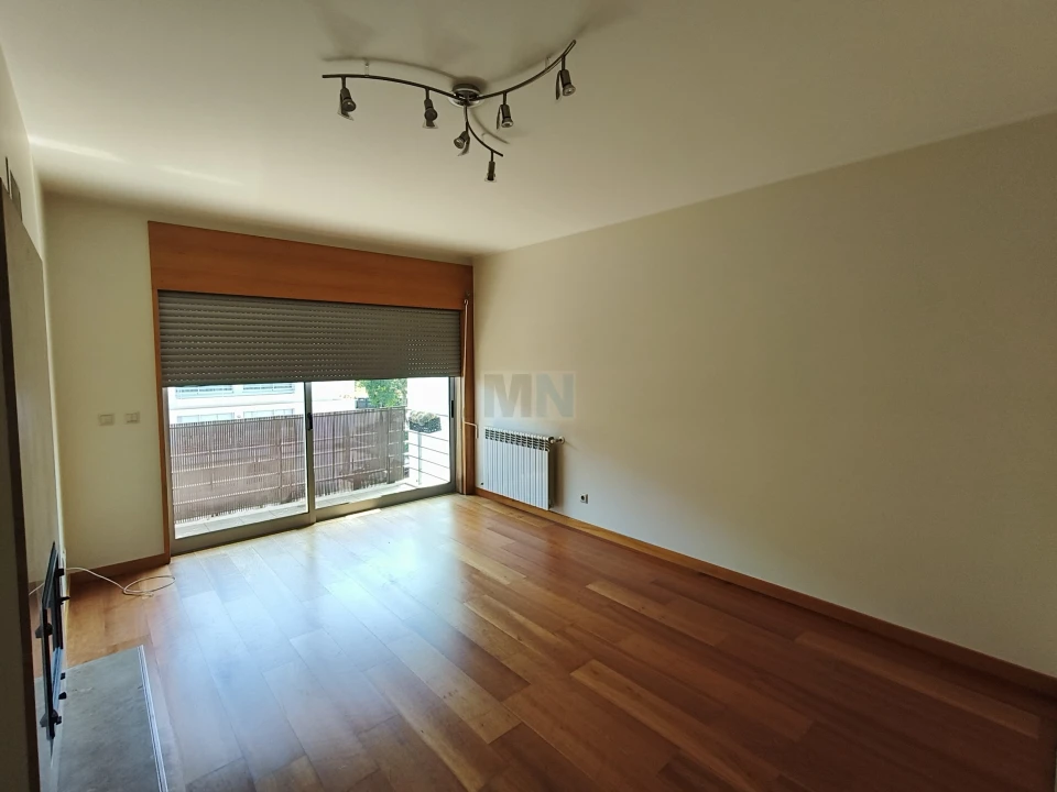Apartamento T2 para Venda em Santa Clara e Castelo Viegas Foto 3