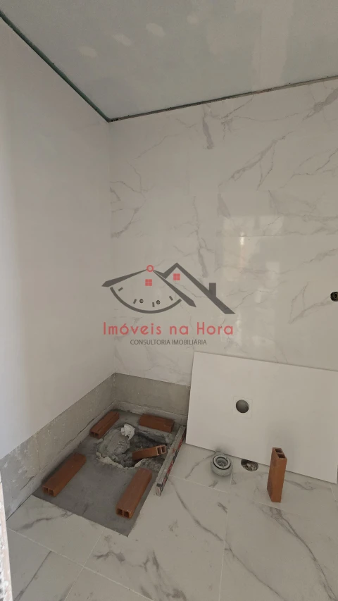 Apartamento T2 para Venda em Falagueira-Venda Nova