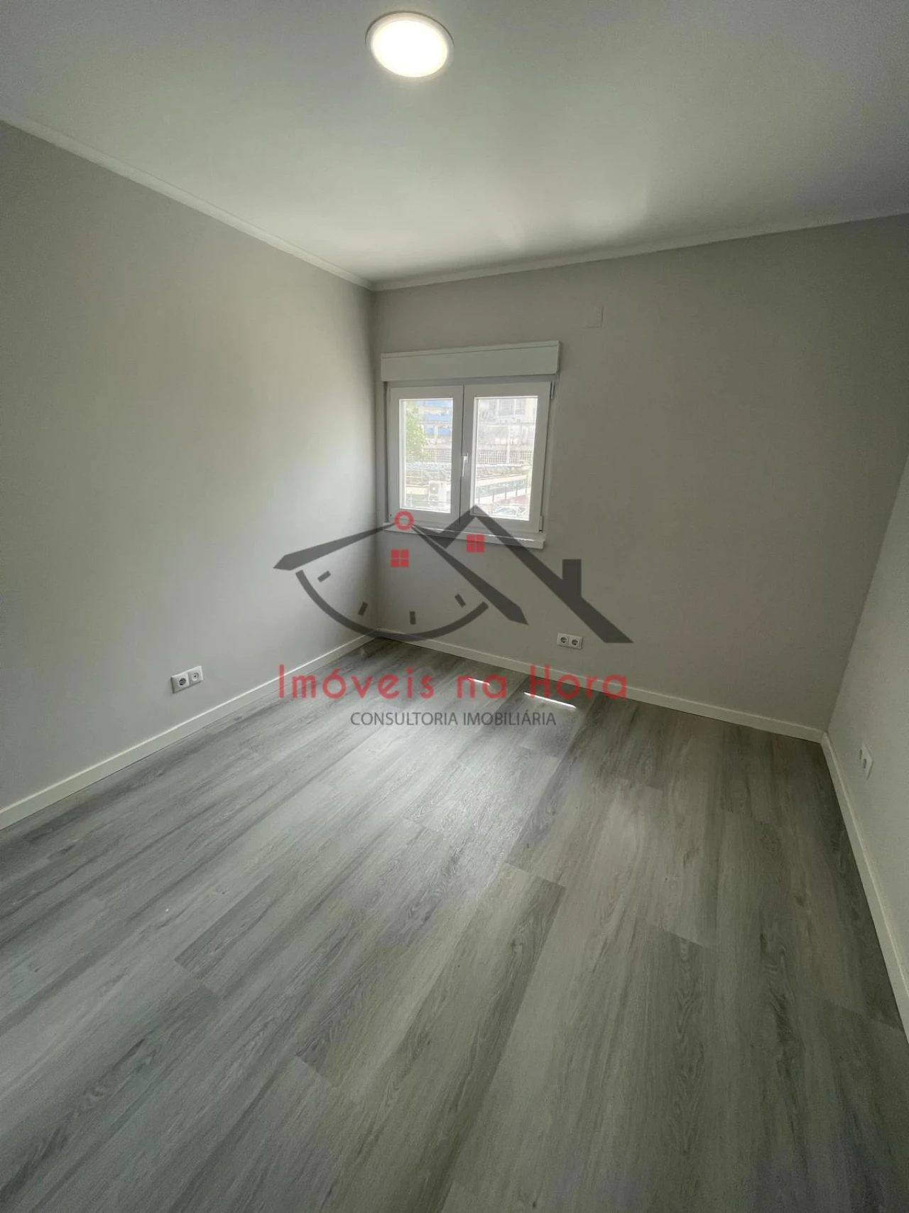 Apartamento T2 para Venda em Falagueira-Venda Nova Foto 3