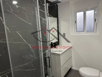 Apartamento T2 para Venda em Póvoa de Santa Iria e Forte da Casa