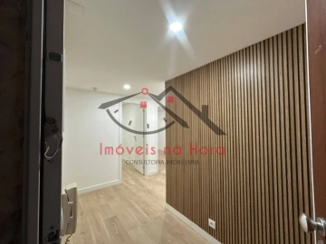 Apartamento T2 para Venda em Póvoa de Santa Iria e Forte da Casa