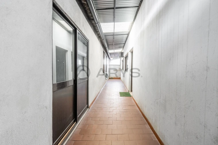 Armazém para Venda em Ferreiros e Gondizalves Foto 19