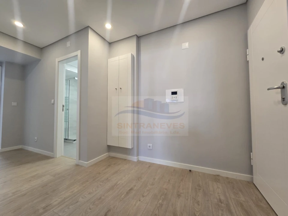 Apartamento T3 para Venda em Venteira Foto 4