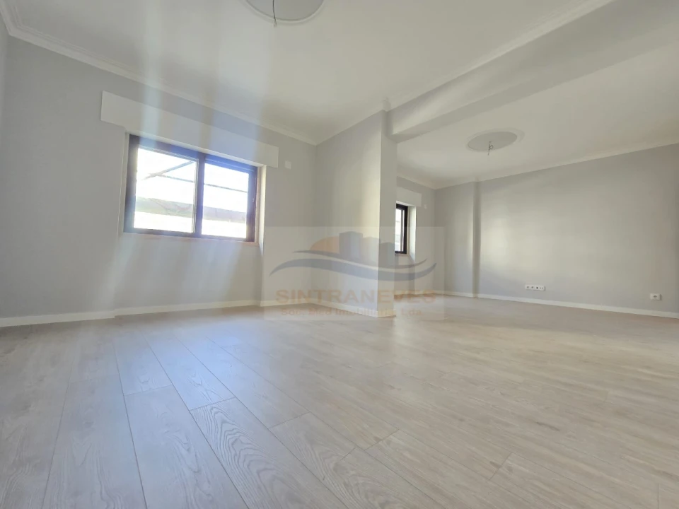 Apartamento T3 para Venda em Venteira Foto 11