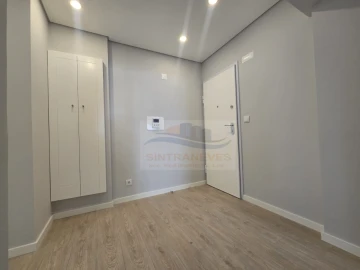Apartamento T3 para Venda em Venteira