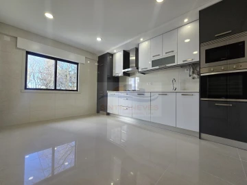 Apartamento T3 para Venda em Venteira