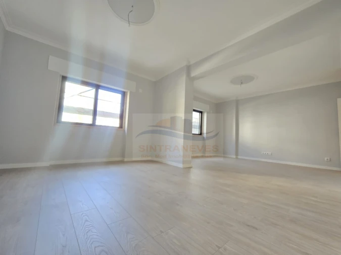 Apartamento T3 para Venda em Venteira Foto 10
