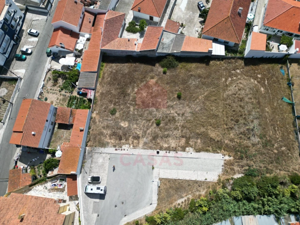 Terreno para Venda em Foz do Arelho Foto 2
