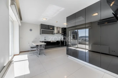Apartamento T3 para Venda em Santa Maria Maior e Monserrate e Meadela