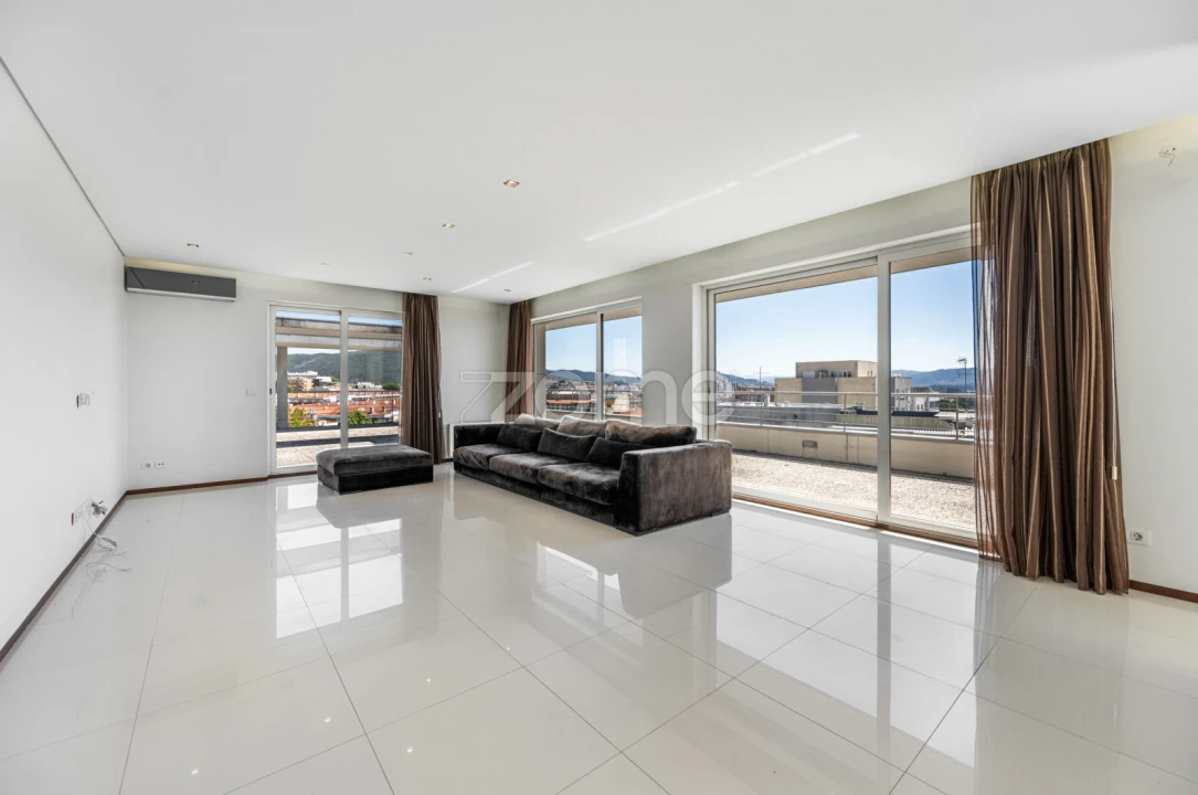 Apartamento T3 para Venda em Santa Maria Maior e Monserrate e Meadela Foto 9