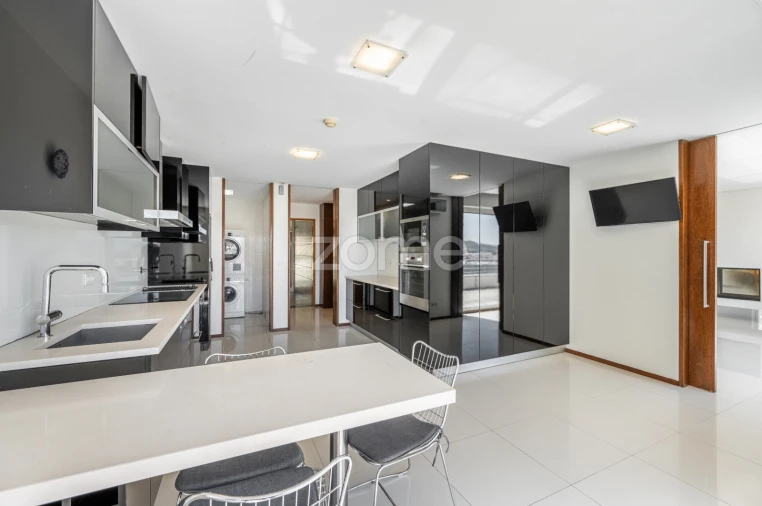 Apartamento T3 para Venda em Santa Maria Maior e Monserrate e Meadela Foto 18
