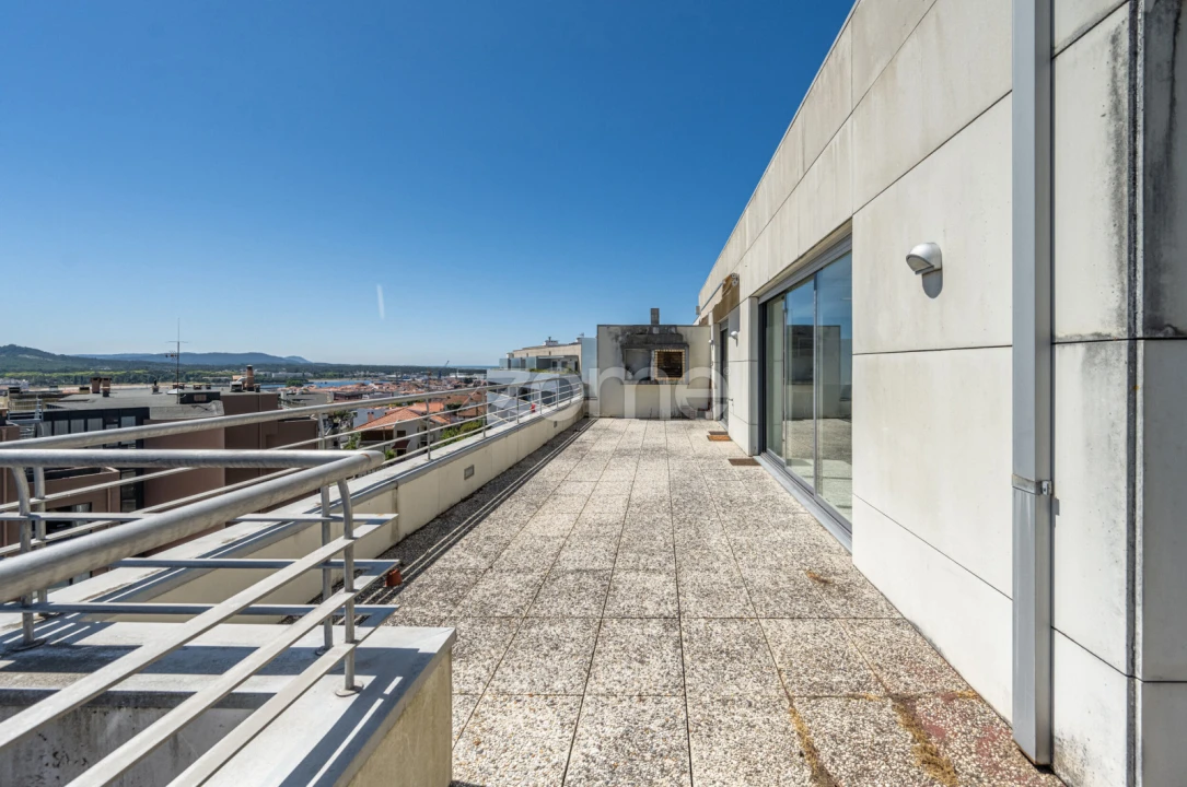 Apartamento T3 para Venda em Santa Maria Maior e Monserrate e Meadela Foto 14