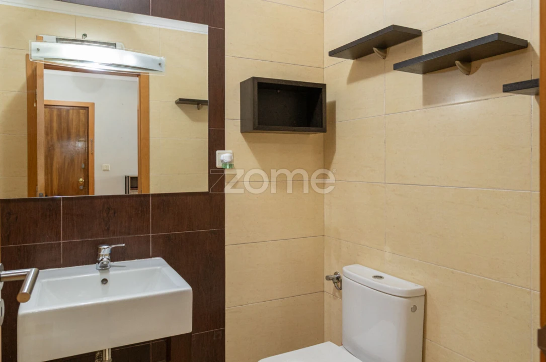 Apartamento T2 para Venda em Gondomar (São Cosme), Valbom e Jovim Foto 17