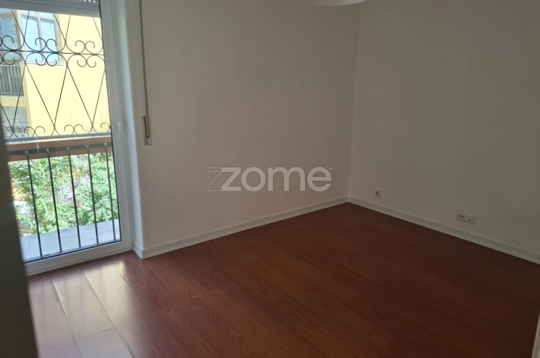 Apartamento T2 para Arrendamento em Cascais e Estoril Foto 28