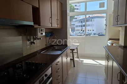 Apartamento T2 para Arrendamento em Cascais e Estoril