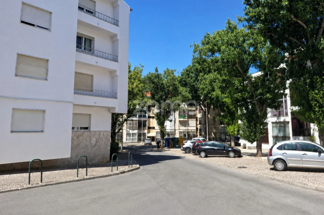 Apartamento T2 para Arrendamento em Cascais e Estoril Foto 2