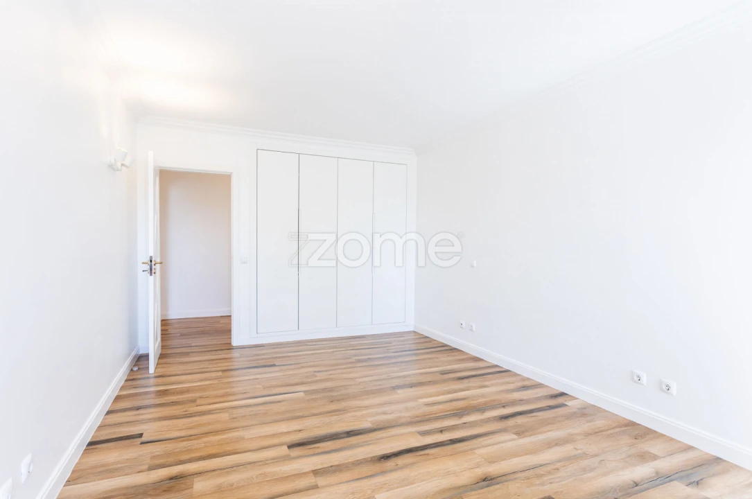 Apartamento T3 para Venda em Cascais e Estoril Foto 22