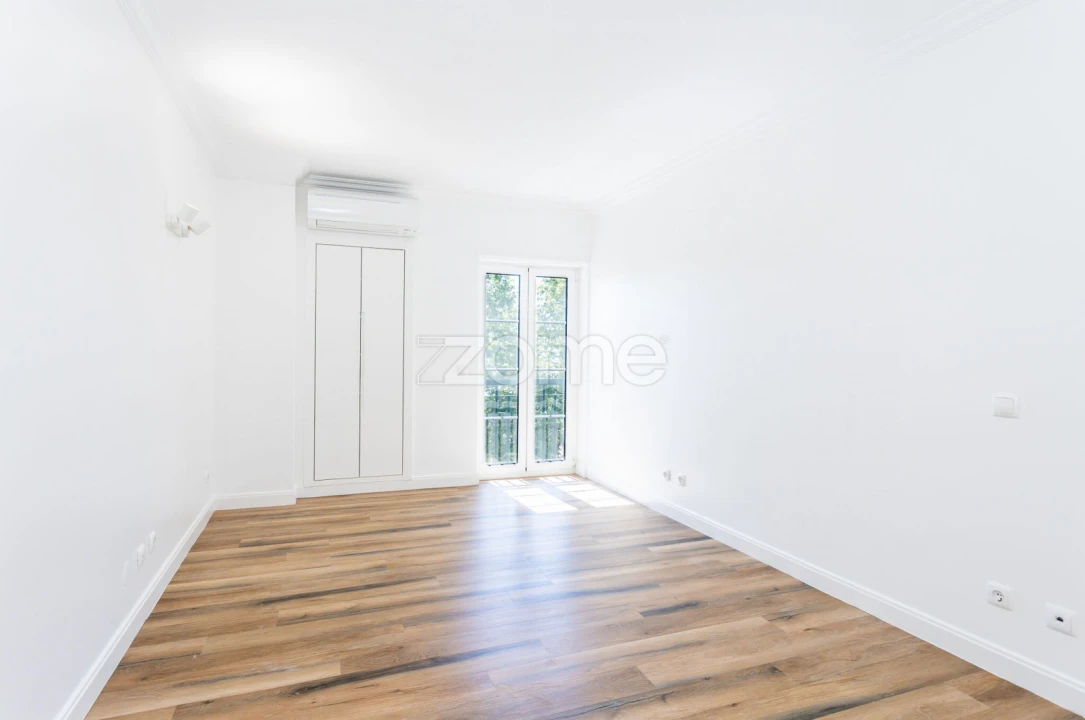 Apartamento T3 para Venda em Cascais e Estoril Foto 25