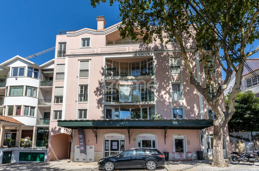 Apartamento T3 para Venda em Cascais e Estoril Foto 1