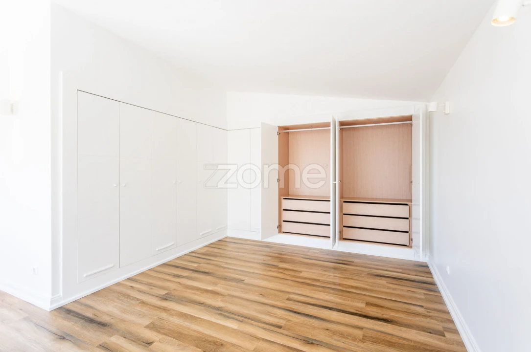 Apartamento T3 para Venda em Cascais e Estoril Foto 31