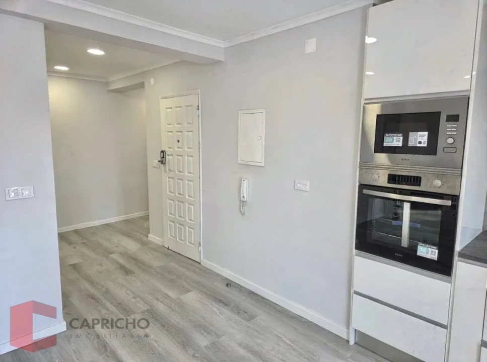 Apartamento T4 para Venda em Amora Foto 2