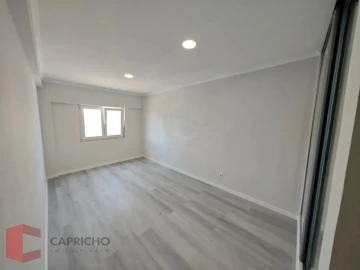 Apartamento T4 para Venda em Amora