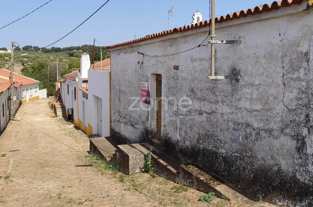 Moradia T3 para Venda em Vila Ruiva Foto 2