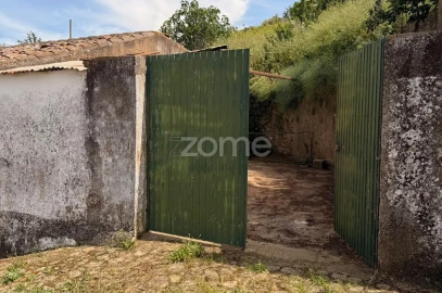 Moradia T3 para Venda em Vila Ruiva