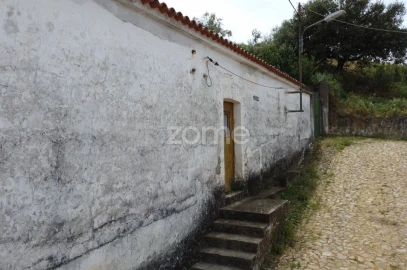 Moradia T3 para Venda em Vila Ruiva