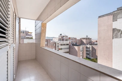 Apartamento T3 para Venda em Ferreiros e Gondizalves