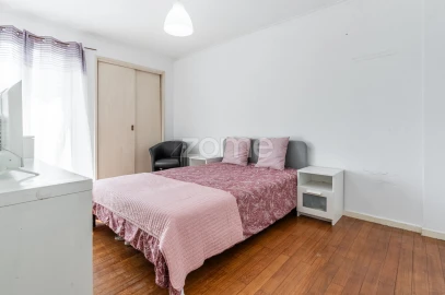 Apartamento T3 para Venda em Ferreiros e Gondizalves