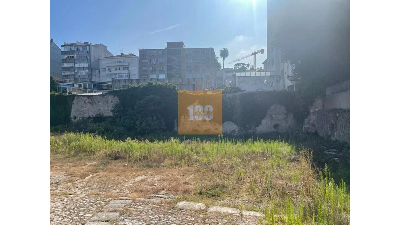 Apartamento T2 para Venda em Cedofeita, Santo Ildefonso, Sé, Miragaia, São Nicolau e Vitória Foto 22