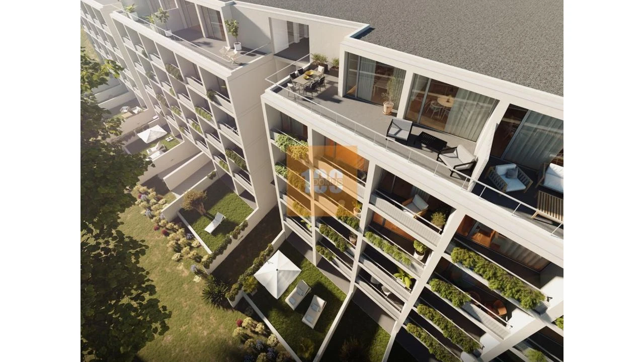 Apartamento T2 para Venda em Cedofeita, Santo Ildefonso, Sé, Miragaia, São Nicolau e Vitória Foto 1