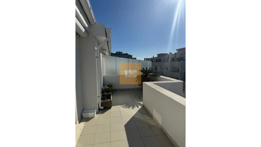 Apartamento T2 para Arrendamento em Pedroso e Seixezelo Foto 28