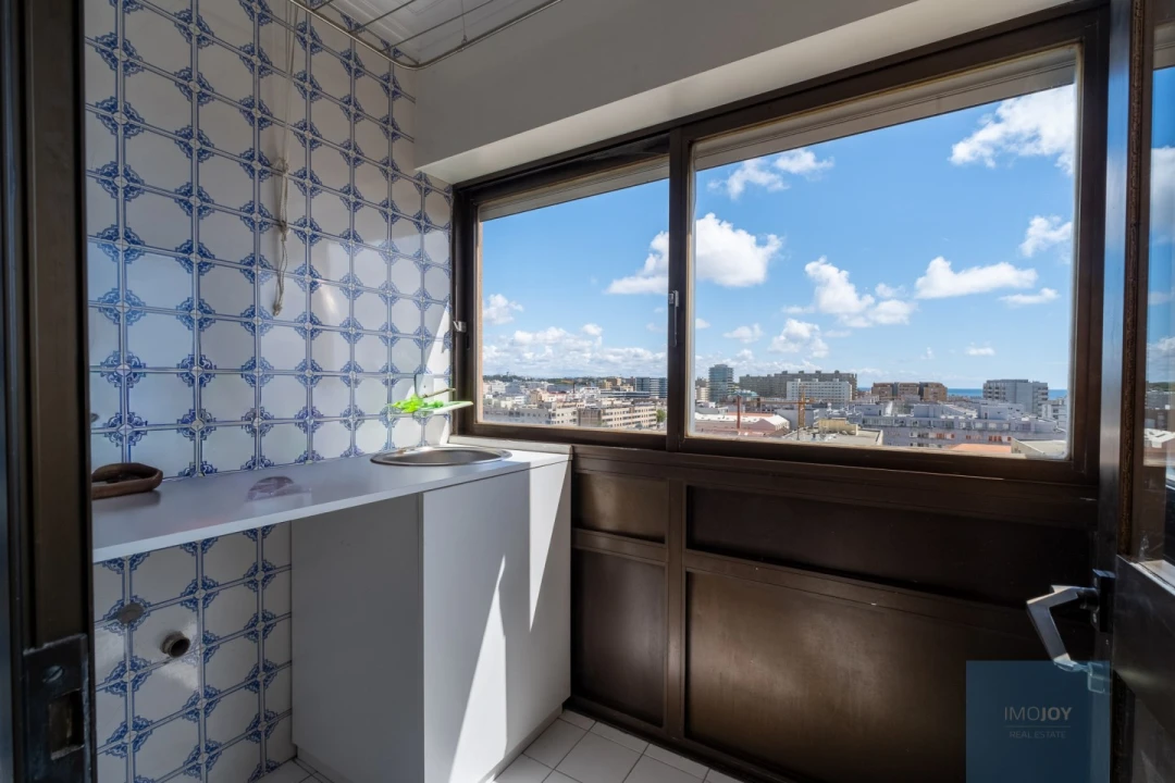 Apartamento T5 para Venda em Matosinhos e Leça da Palmeira Foto 10