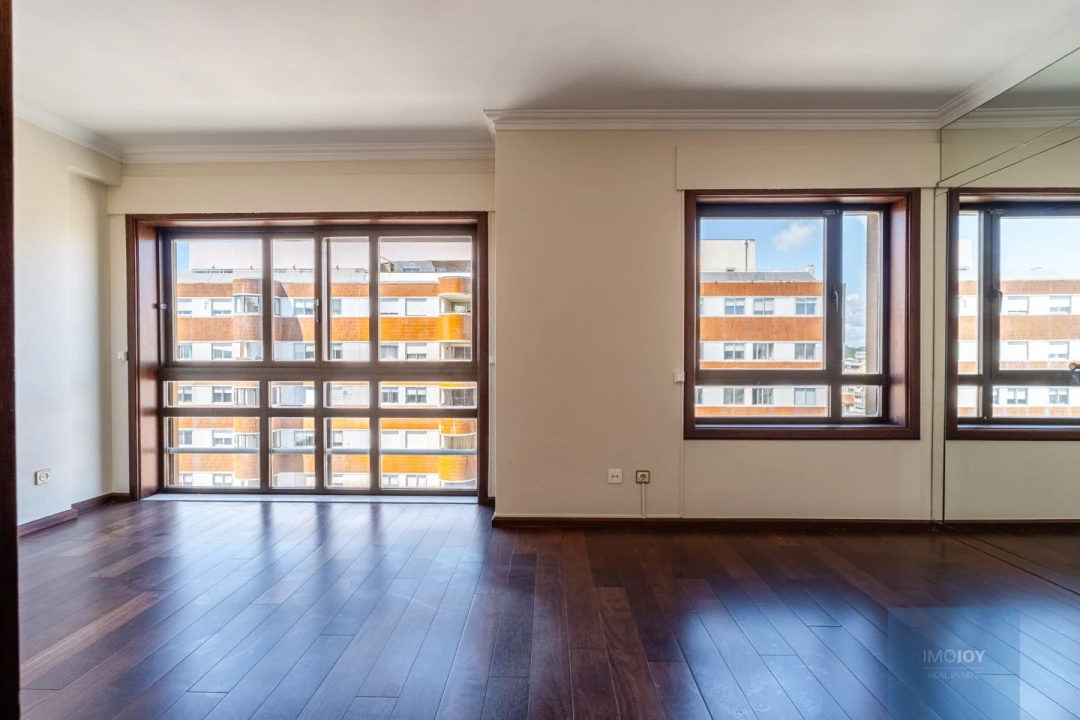 Apartamento T5 para Venda em Matosinhos e Leça da Palmeira Foto 15