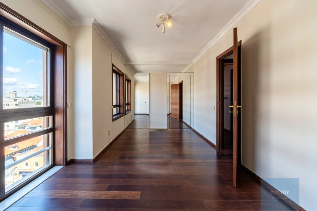 Apartamento T5 para Venda em Matosinhos e Leça da Palmeira Foto 24