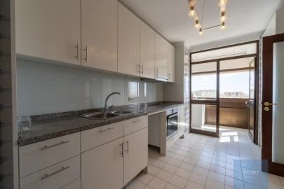 Apartamento T5 para Venda em Matosinhos e Leça da Palmeira