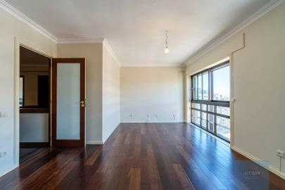 Apartamento T5 para Venda em Matosinhos e Leça da Palmeira
