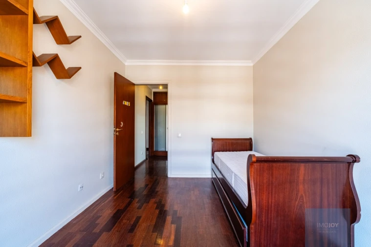 Apartamento T5 para Venda em Matosinhos e Leça da Palmeira Foto 18