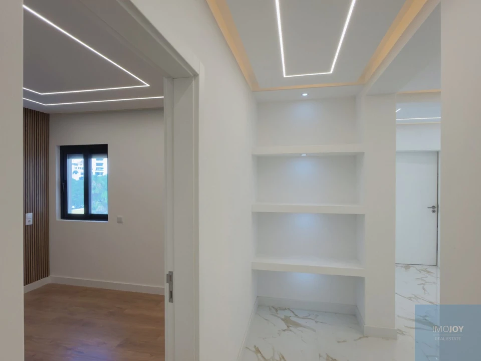 Apartamento T2 para Venda em Quarteira Foto 6