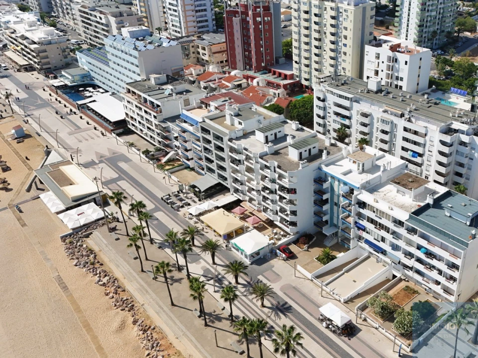 Apartamento T2 para Venda em Quarteira Foto 18