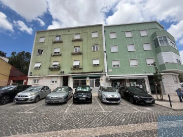 Loja para Venda em Benfica