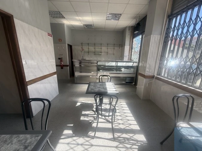 Loja para Venda em Benfica Foto 2