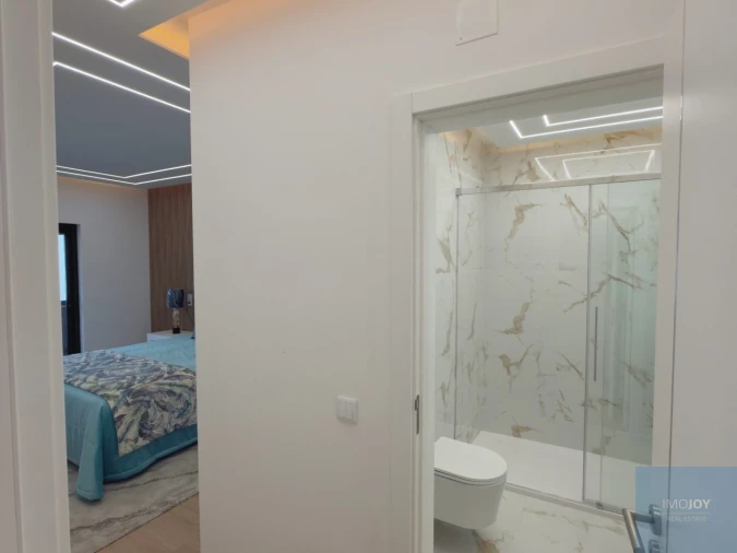 Apartamento T3 para Venda em Quarteira Foto 9