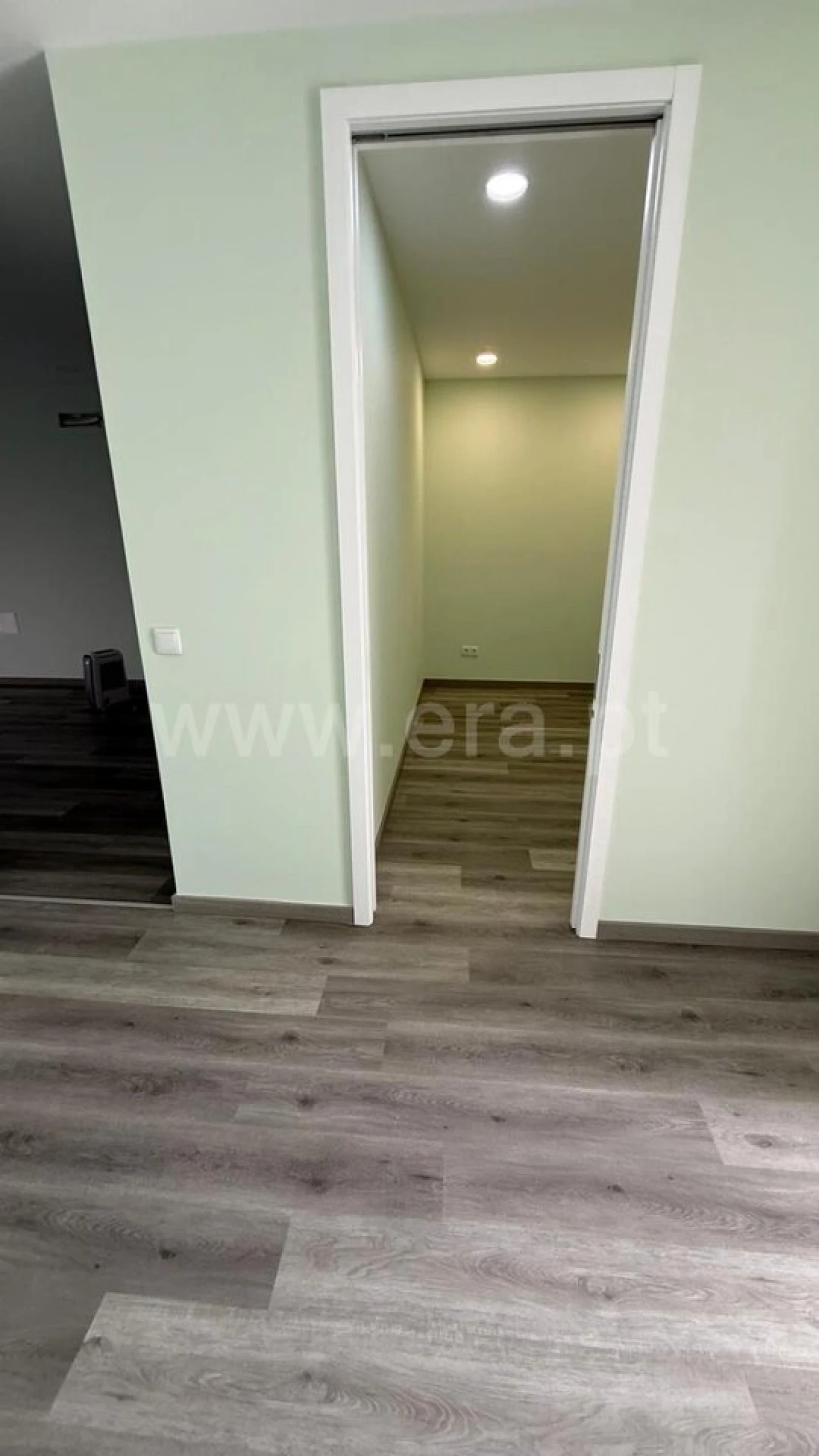 Apartamento T4 para Venda em Mafamude e Vilar do Paraíso Foto 14