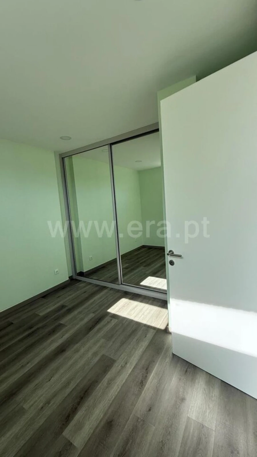 Apartamento T4 para Venda em Mafamude e Vilar do Paraíso Foto 12