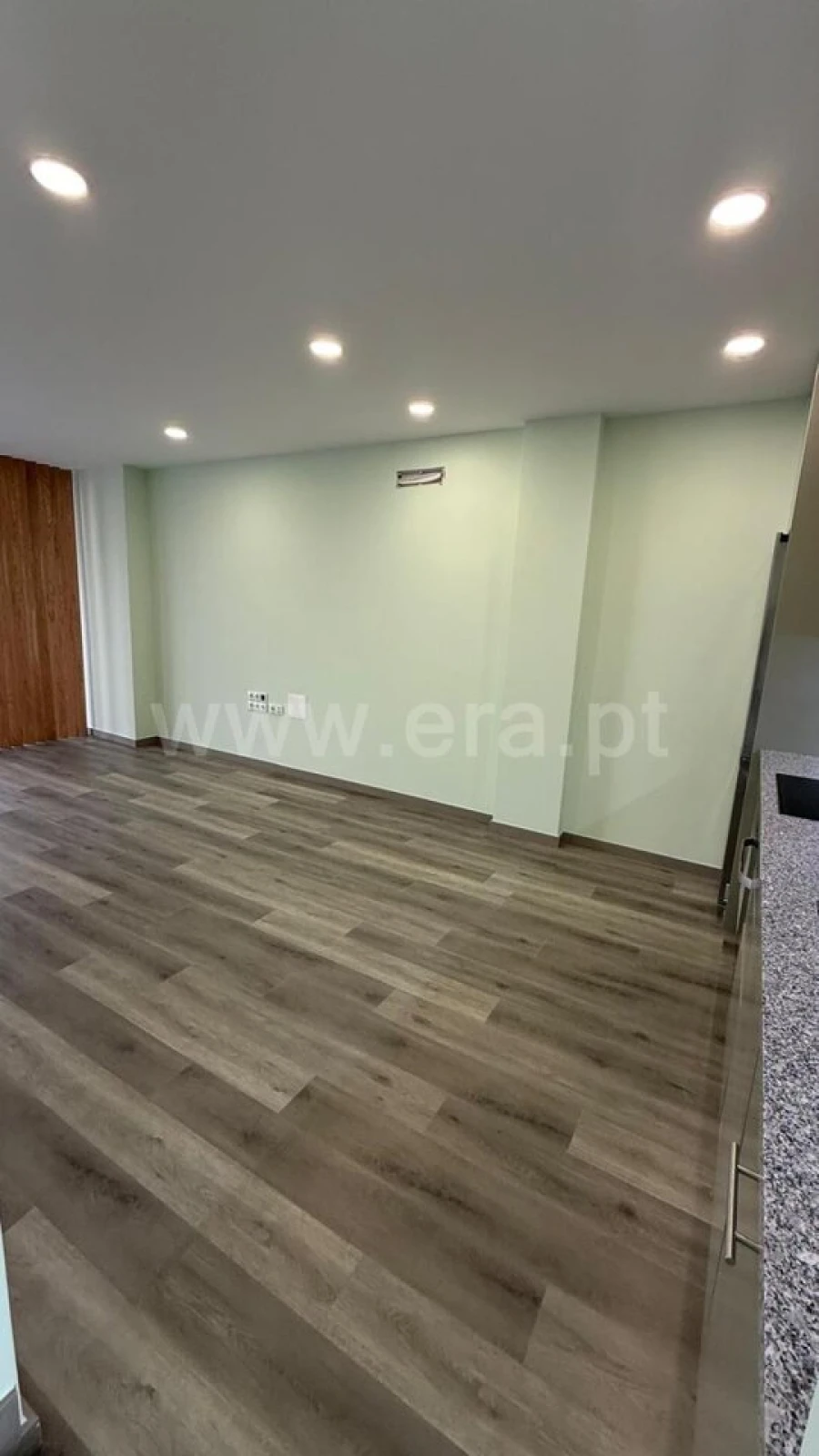 Apartamento T4 para Venda em Mafamude e Vilar do Paraíso Foto 8