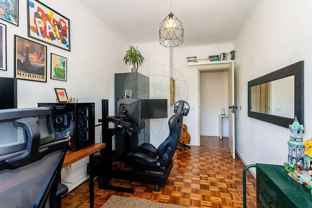 Apartamento T4 para Venda em Vila Franca de Xira Foto 28