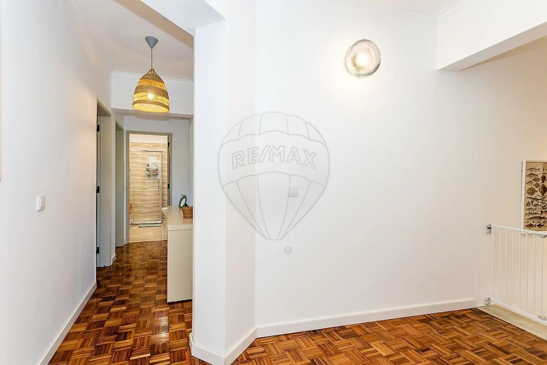 Apartamento T4 para Venda em Vila Franca de Xira Foto 18